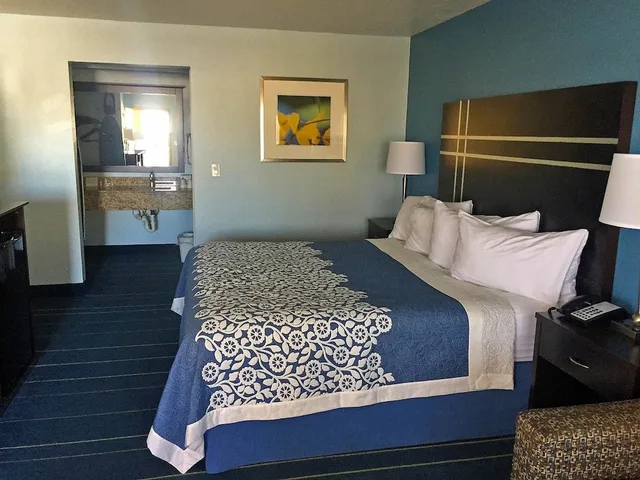 غرفة بسرير كينج، Americas Best Value Inn Bishop Kingsville 1/1