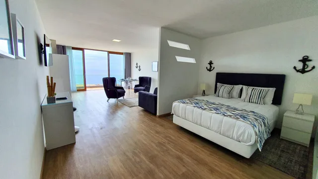 شقة بانورامية بسرير مزدوج مع أريكة في الملحق، Miramar Hotel and Spa 1/2