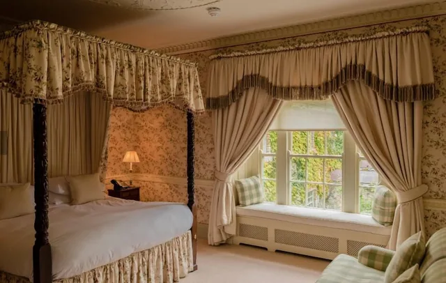 Estate, Double Bed، Cliff at Lyons 2/6