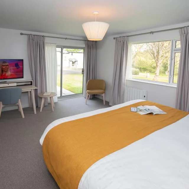 1 Bedroom, Cottage, St Mellion International Resort 2/4