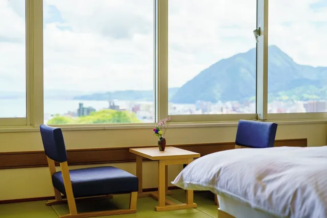 غرفة يابانية غربية سوبيريور بسريرين مزدوجين، Hotel Beppu Pastoral 2/2