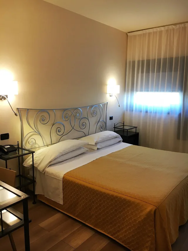 غرفة بسرير كوين، Hotel Saccardi Spa 1/10