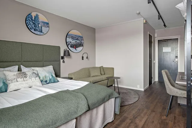 غرفة رباعية بسرير كوين، Best Western Hotell Ett 1/5