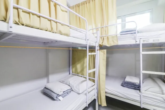 Bed in 18 Bed Male Dormitory B، ARK Hostel City Center Manila 3/5