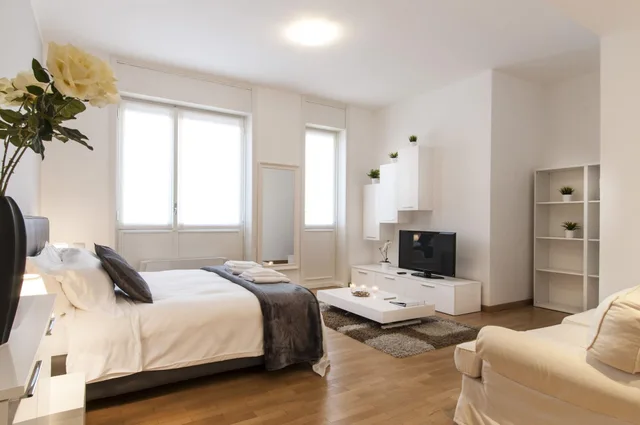 جناح، Milan Royal Suites Magenta Luxury Apartments 4/9