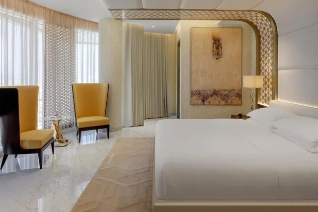 Prince, Suite، Andaz Dubai The Palm by Hyatt 2/3