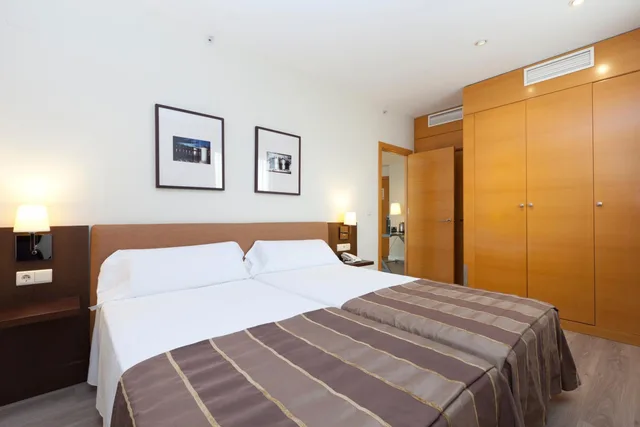 جناح جونيور مفرد، Hotel Vertice Sevilla 3/10