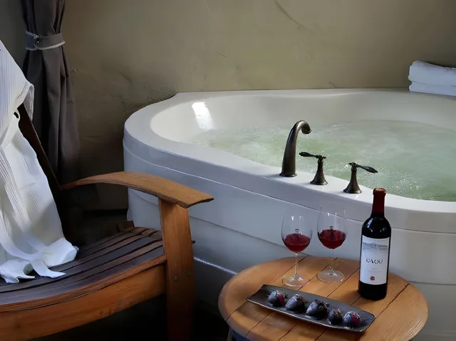 غرفة تقليدية بسرير كينج، Paso Robles Inn 1/1