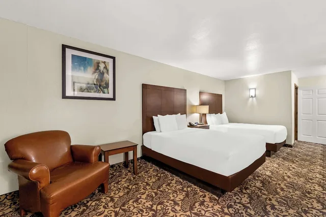 غرفة قياسية بسريرين كوين لذوي الإعاقة، Best Western George West Executive Inn 1/6