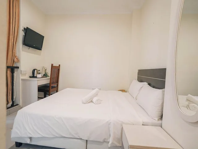 Deluxe, King Bed, Asphodel Inn Singapore 2/8