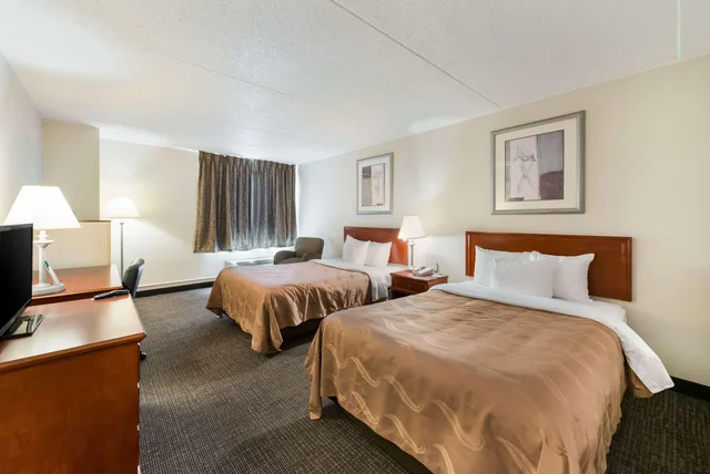 غرفة بسريرين مزدوجين، Quality Inn Bradley- Bourbonnais 1/3