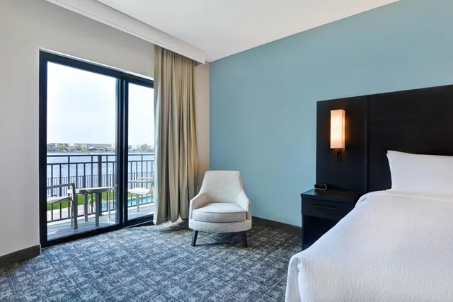 Studio, King Bed, Water View, Balcony, Bathtub, Accessible، Residence Inn by Marriott Fort Walton Beach 7/10