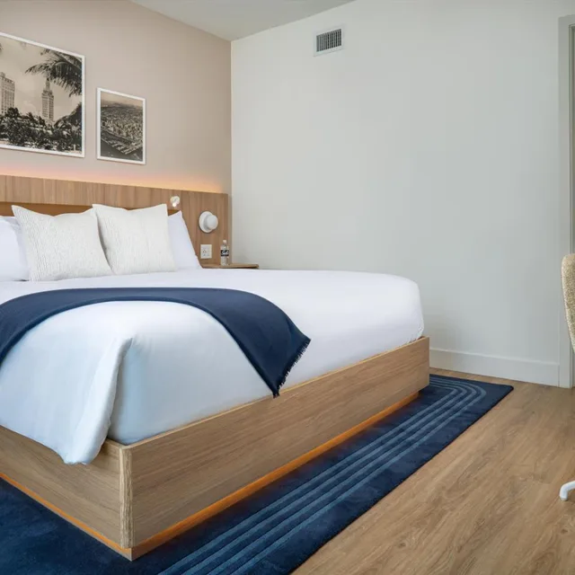 Partial Waterview Two Bedroom Suite with Balcony، Gale Miami Hotel and Residences 1/3