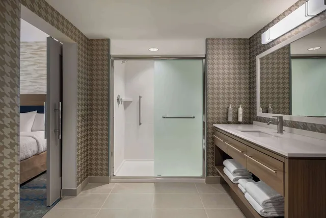 جناح أساسي بسرير كينج بغرفة نوم واحدة لذوي الإعاقة، Home2 Suites by Hilton Austin East Side 5th Street 5/5