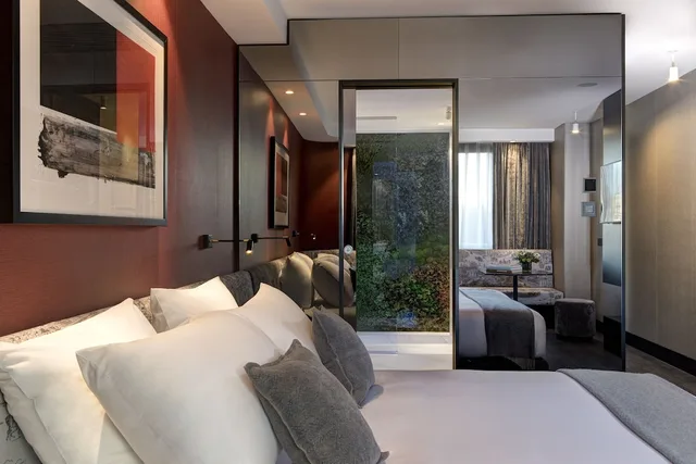 غرفة تنفيذية بسرير كوين، The Pavilions Madrid 4/10