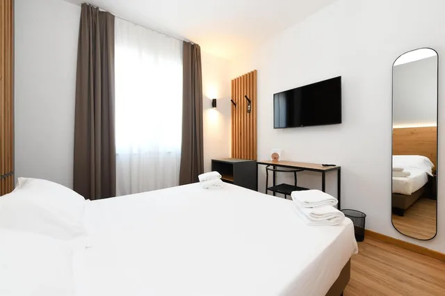 غرفة كومفورت بسرير كوين، Best Western Hotel Arya 5/10