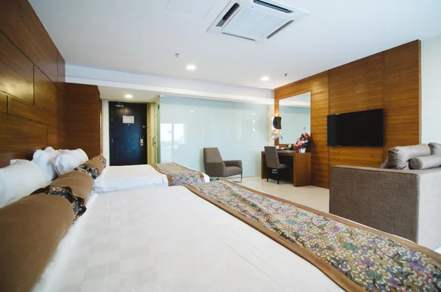 غرفة ديلوكس تنفيذية بسريرين كينج، Sfera Hotel 2/2