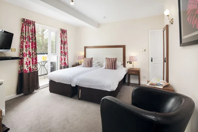 غرفة بسريرين منفصلين بشرفة في الطابق الأرضي، Hawksmoor Guest House 1/2