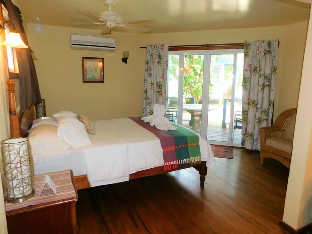 Standard, King Bed, Beach View, Terrace, Maya Beach Hotel 2/3