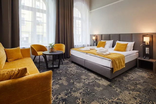 شقة كومفورت بسرير كوين مع أريكة بحوض استحمام، Hotel Estera 1/3