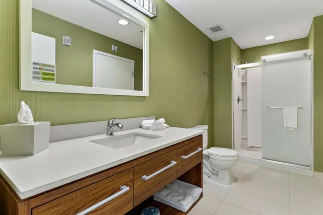 جناح استوديو بسرير كينج مع أريكة لذوي الإعاقة، Home2 Suites by Hilton Gulfport I-10 10/10