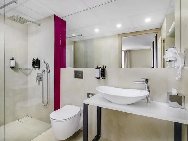 جناح بسرير كوين مع أريكة، Hotel Mercure Lublin Centrum 4/4