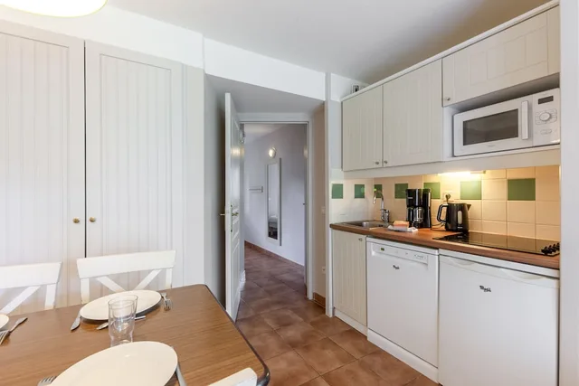 3 Bedrooms, Story, House, Single, 4 Beds, Sofa, Terrace، Village Normandy Garden Pierre & Vacances 6/6