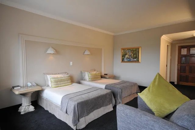 Deluxe, Twin Beds, Apollo Hotel 3/5