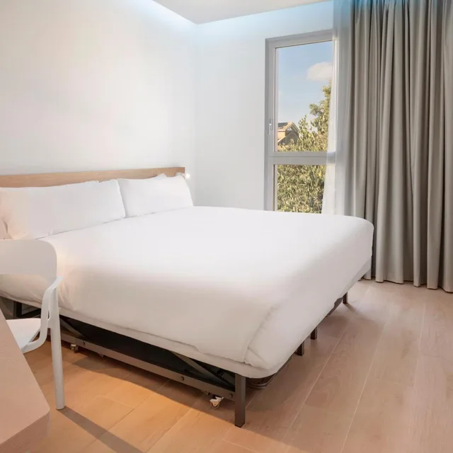 غرفة مزدوجة، B&B HOTEL Lleida 1/10
