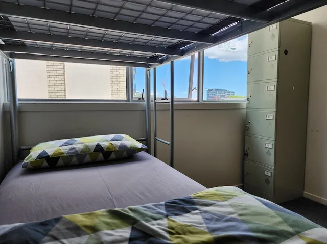 Female Dorm, Female Only, Comfort, Shared Bathroom، Newton Lodge - Hostel 2/9