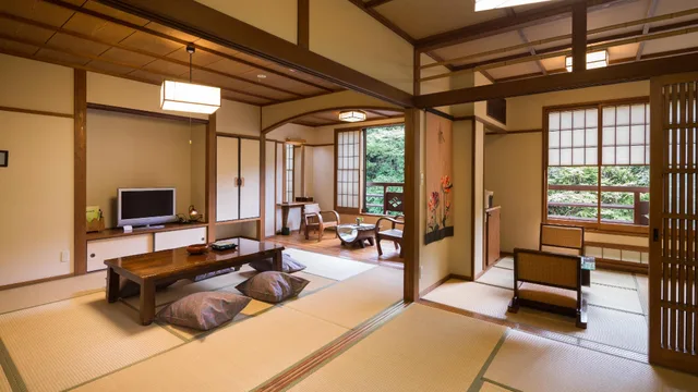 غرفة يابانية عائلية في المبنى الرئيسي، Yamabiko Ryokan 1/1