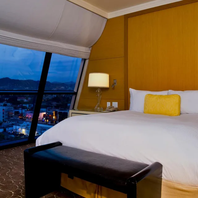 Presidential, Suite, King Bed, Hills View، Hotel Sofitel Los Angeles at Beverly Hills 1/8