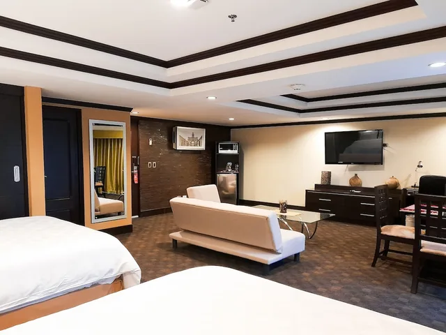جناح بسريرين كوين، HOLIDAY INN GUATEMALA 1/7