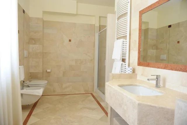 غرفة عائلية، Hotel Svevo 3/3