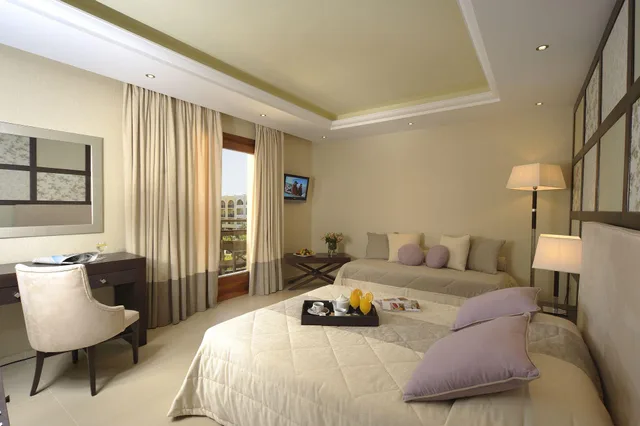 غرفة قياسية بسرير مزدوج، Theartemis Palace 1/1