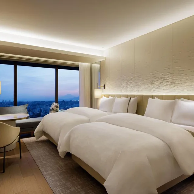 غرفة كلوب بسريرين مزدوجين مع دخول صالة النادي، The Westin Yokohama 2/6