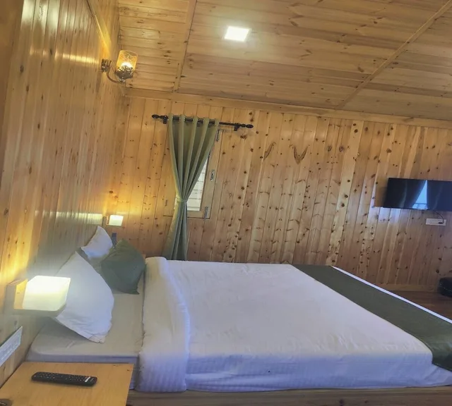 كوخ سوبيريور بسريرين مزدوجين، LaSerene The Cottage 3/4