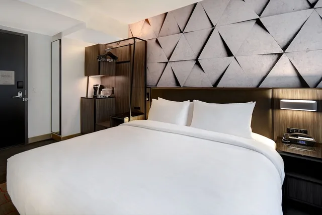استوديو بسرير كينج في طابق مرتفع لذوي الإعاقة، Springhill Suites By Marriott New York Midtown Manhattan Park Avenue 1/3