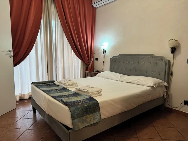 House, Queen Bed، Euro House Inn Airport Hotel Residence 1/10