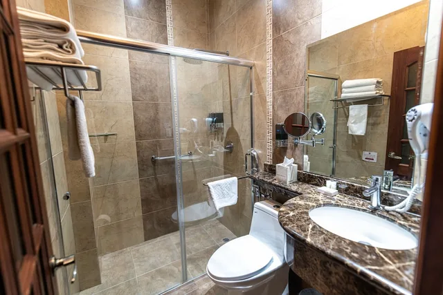 Plaza, Suite, King Bed، Sangay Spa Hotel 6/6