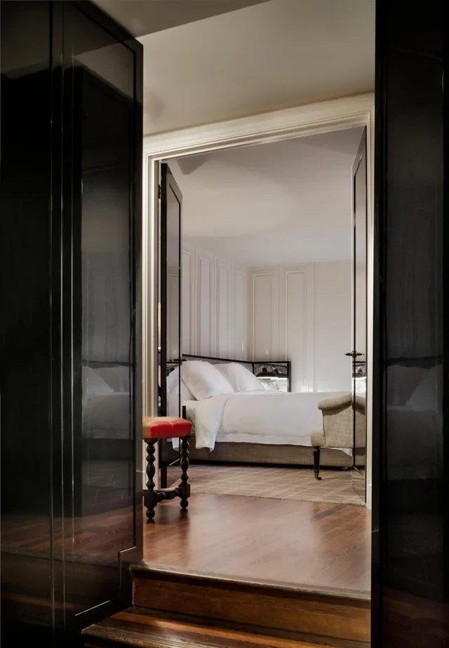 Cupola, House, King Bed، Rosewood London 2/3