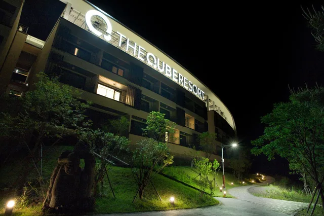 غرفة ديلوكس بسرير مزدوج بغرفتين، The Qube Resort Jeju 1/1