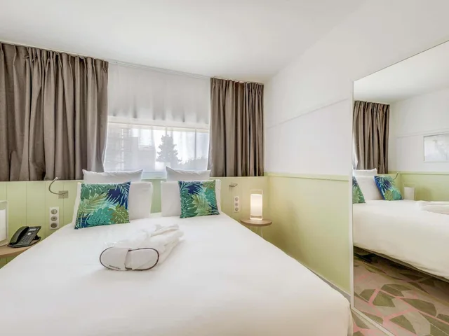 غرفة بريفيليج بسرير كوين، Mercure Paris Orly Tech Airport 3/9