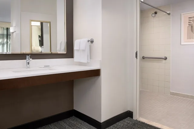 جناح بسرير مزدوج، Courtyard by Marriott Jacksonville Flagler Center 5/6