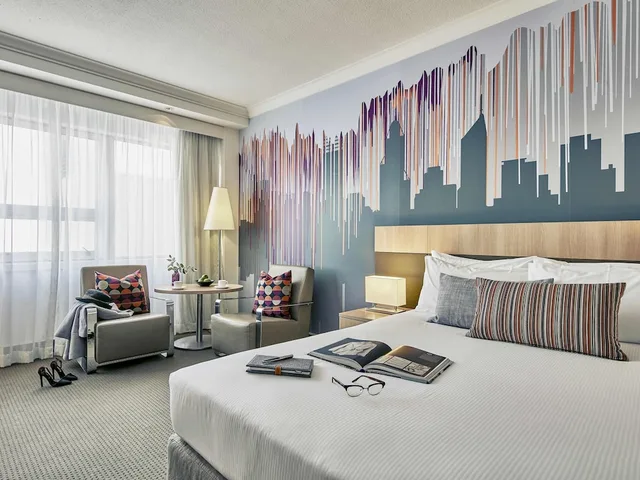 Superior, Queen Bed, Mercure Perth 7/10
