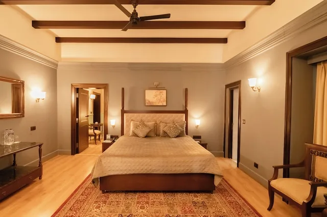 2 Bedrooms, Heritage, Cottage, 1 King and 1 Single Beds، Vikram Vintage 5/8