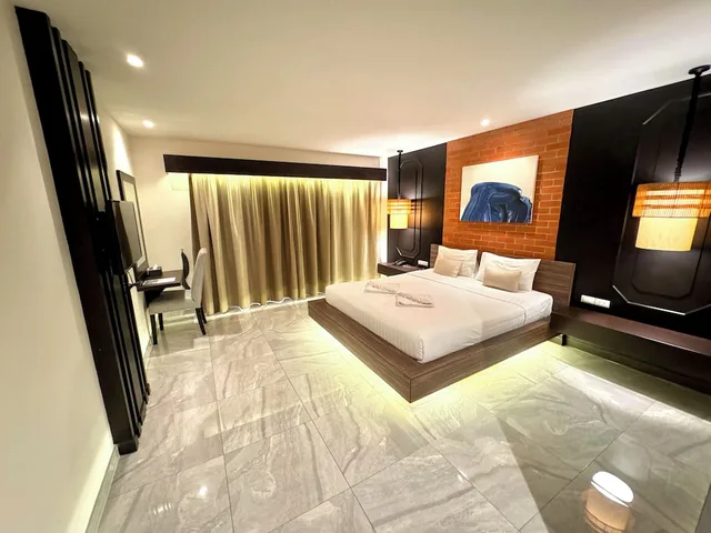 غرفة سوبيريور بسرير كينج بحوض استحمام، De Coze Hotel 6/10
