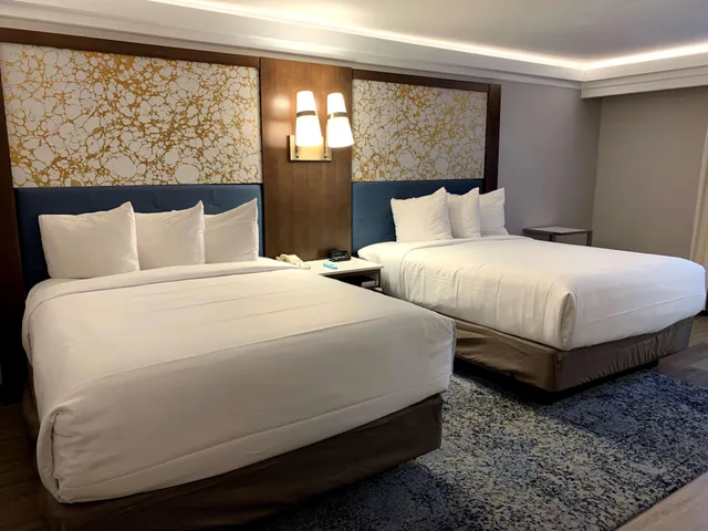 جناح بسريرين كوين، The Westfield Inn, BW Signature Collection 10/10
