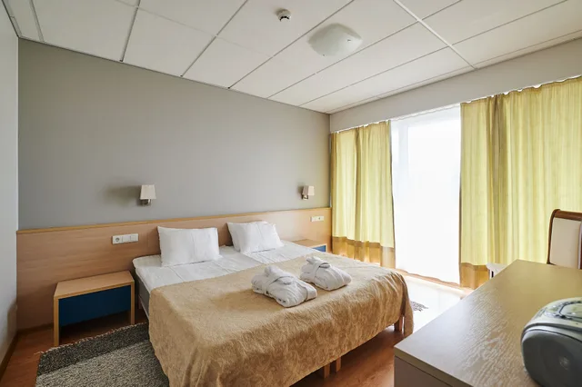 جناح بسرير كوين مع أريكة، Ruutli Spa Hotel 2/6