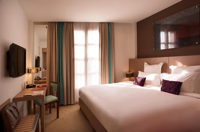غرفة كلاسيكية بسرير كوين بإطلالة على المدينة، Mercure Hanoi La Gare Hotel 3/10